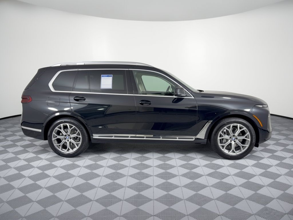 Certified 2026 BMW X7 xDrive40i AWD/4WD image 8