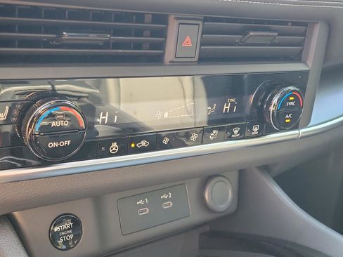 New 2026 Nissan Rogue SV image 30