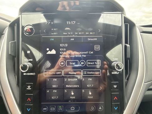 Used 2024 Subaru Crosstrek 2.0i Premium w/ Popular Package #3 image 16