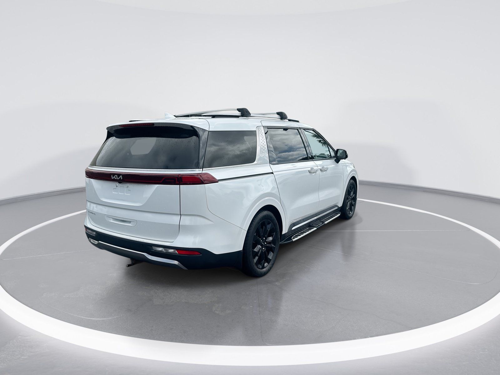 Used 2023 Kia Carnival SX Prestige FWD image 9
