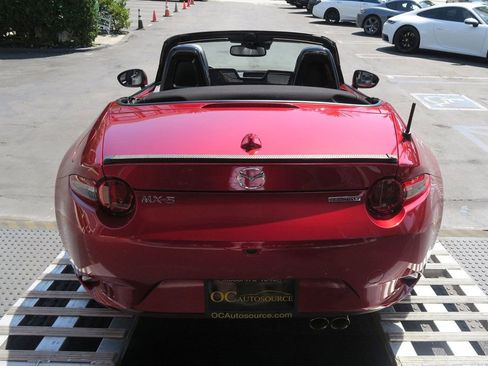 Used 2022 MAZDA MX-5 Miata Grand Touring w/ Weather Package image 52