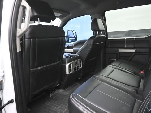 Certified 2021 Ford F250 Lariat w/ Lariat Value Package image 26