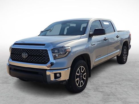 Used 2020 Toyota Tundra SR5 w/ TRD Off-Road Package AWD/4WD image 5