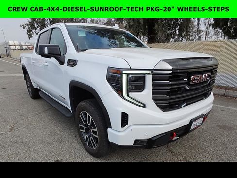 Used 2024 GMC Sierra 1500 AT4 w/ Technology Package AWD/4WD image 1