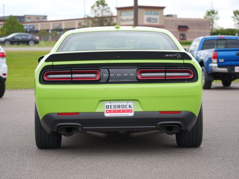 Used 2023 Dodge Challenger SRT Hellcat RWD image 4