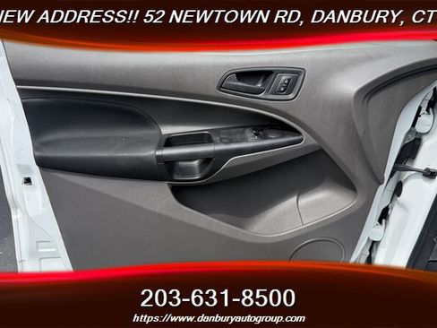 Used 2020 Ford Transit Connect XL FWD image 10
