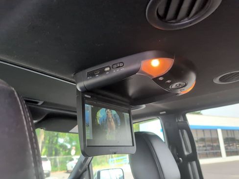 Used 2015 Ford Expedition Platinum RWD image 31