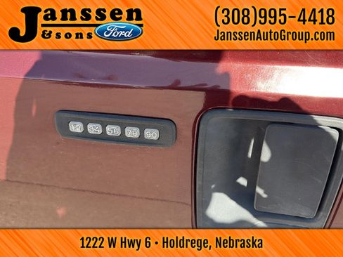 Used 2009 Ford F350 Lariat image 11