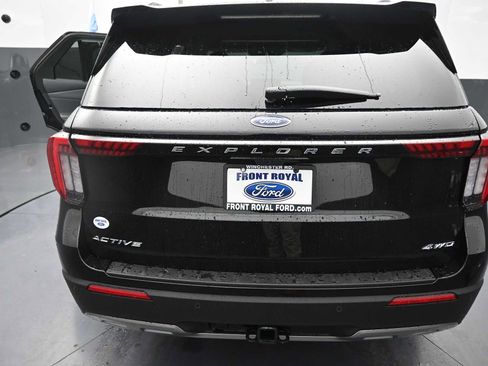 New 2026 Ford Explorer Active image 19