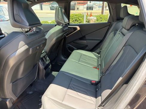 Certified 2025 BMW X3 xDrive30i w/ Convenience Package AWD/4WD image 17