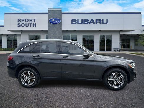 Used 2021 Mercedes-Benz GLC 300 image 2