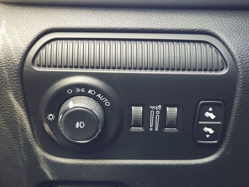 Used 2022 Jeep Wagoneer Series I w/ Premium Group I image 20