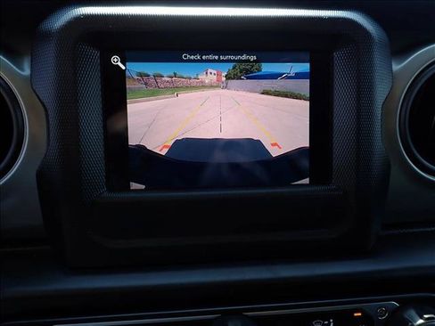 Used 2021 Jeep Gladiator Sport AWD/4WD image 20