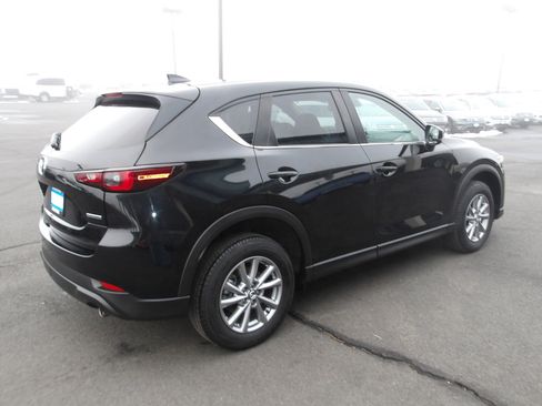 Used 2023 MAZDA CX-5 AWD 2.5 S w/ Preferred Package image 5