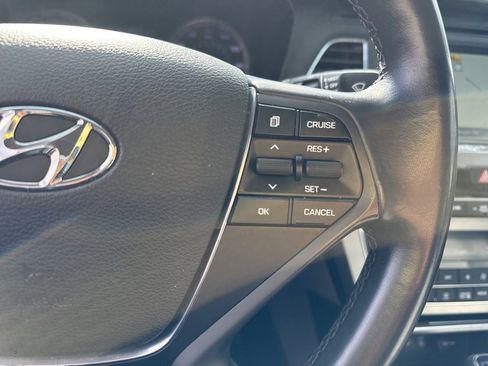 Used 2016 Hyundai Sonata Plug-In Hybrid image 33