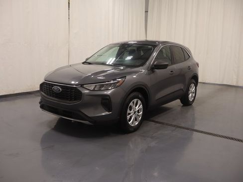 Used 2023 Ford Escape Active w/ Tech Pack #1 image 4