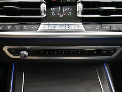 Used 2020 BMW X7 M50i w/ Executive Package AWD/4WD image 18