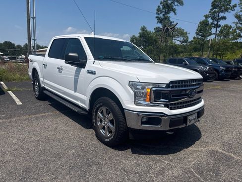Used 2018 Ford F150 XLT w/ Equipment Group 302A Luxury AWD/4WD image 1