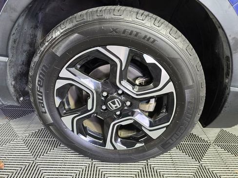 Used 2019 Honda CR-V Touring image 9