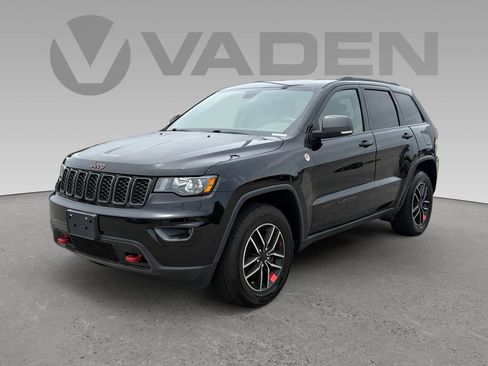Used 2019 Jeep Grand Cherokee Trailhawk AWD/4WD image 26