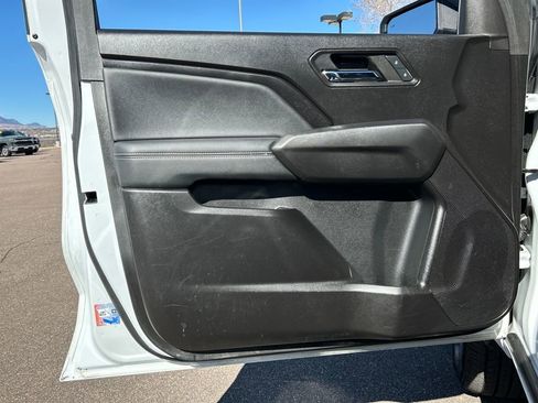 Used 2024 Chevrolet Colorado LT w/ LT Convenience Package II image 30