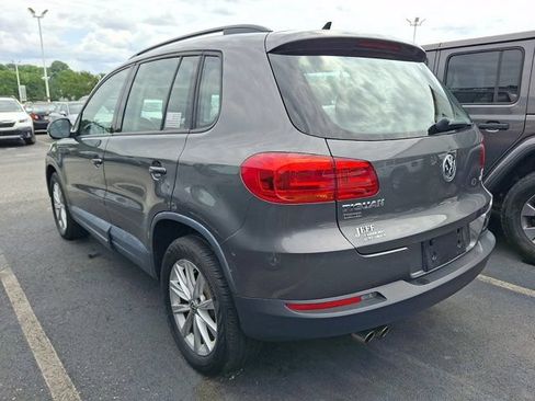 Used 2018 Volkswagen Tiguan Limited w/ Premium Package AWD/4WD image 3