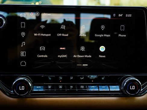 Used 2023 GMC Canyon AT4 w/ Canyon Safety Plus Package image 23