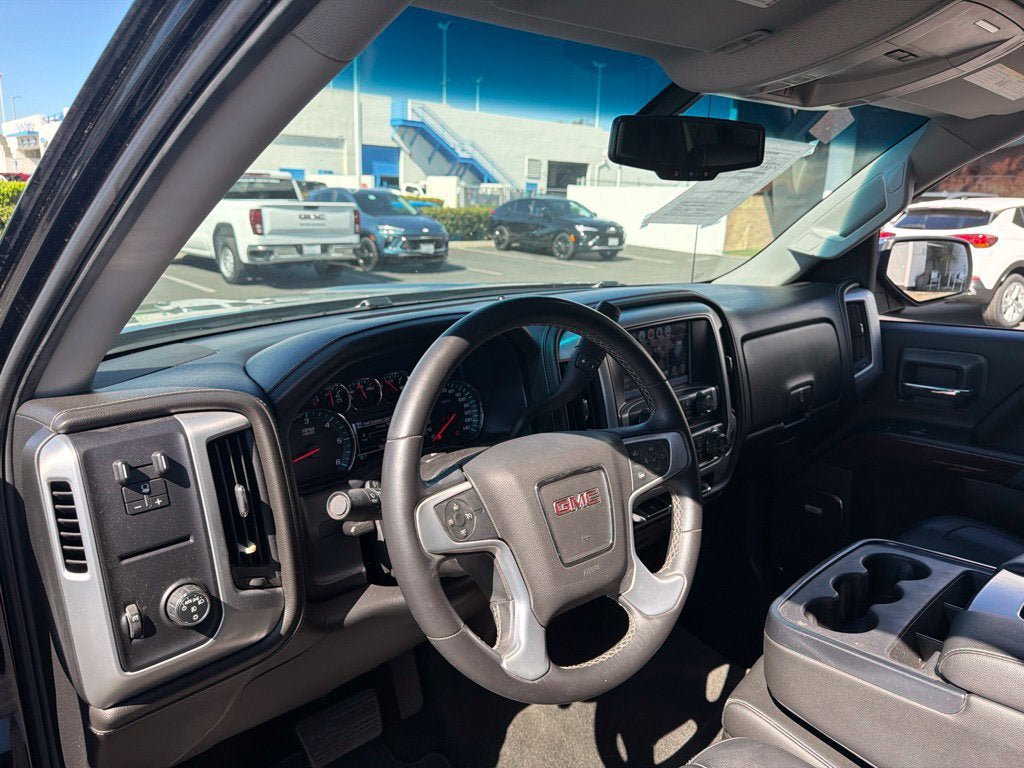 Used 2017 GMC Sierra 1500 SLT w/ SLT Premium Package RWD image 11