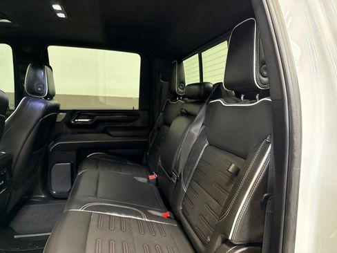 Used 2024 GMC Sierra 2500 AT4X image 44