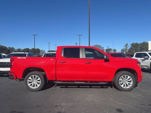 New 2026 Chevrolet Silverado 1500 Custom image 3