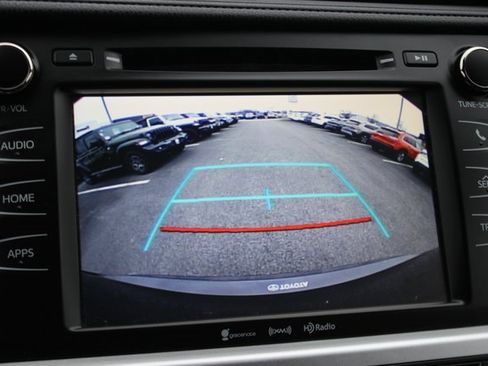 Used 2018 Toyota Highlander Plus image 7