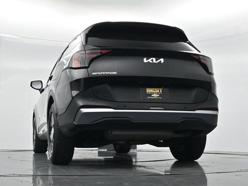Used 2026 Kia Sportage LX FWD image 31