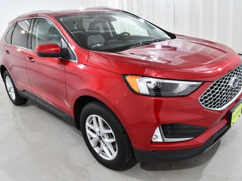 Used 2023 Ford Edge SEL w/ Convenience Package image 5