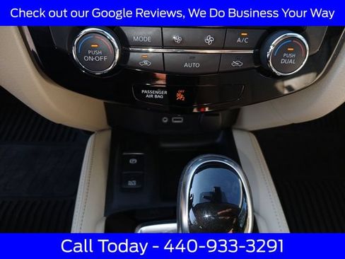 Used 2019 Nissan Rogue SL AWD/4WD image 27