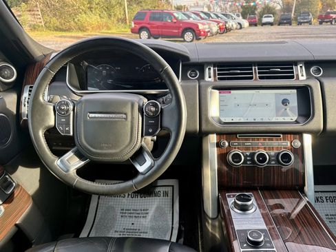 Used 2017 Land Rover Range Rover image 52