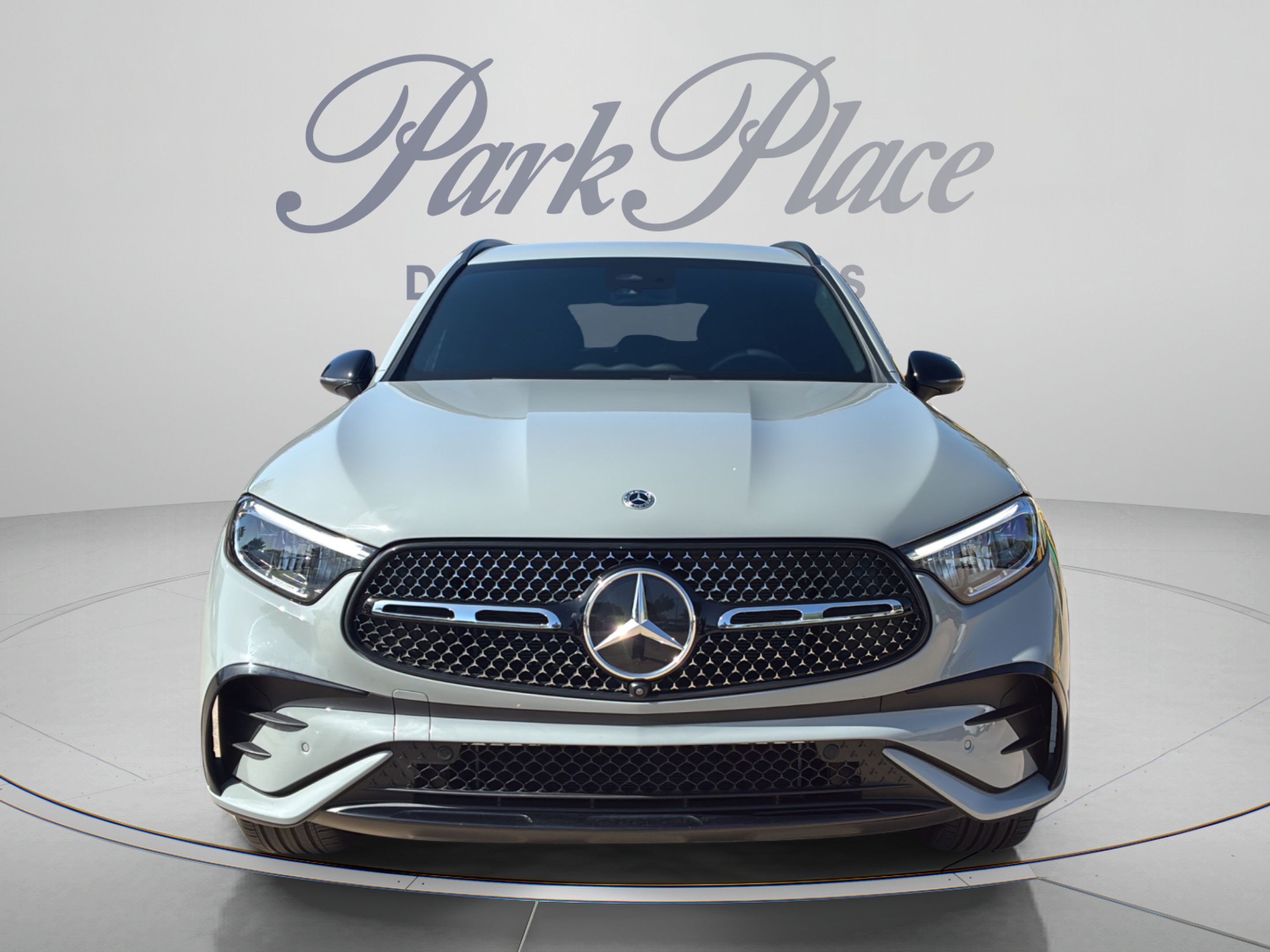 Used 2026 Mercedes-Benz GLC 300 image 29
