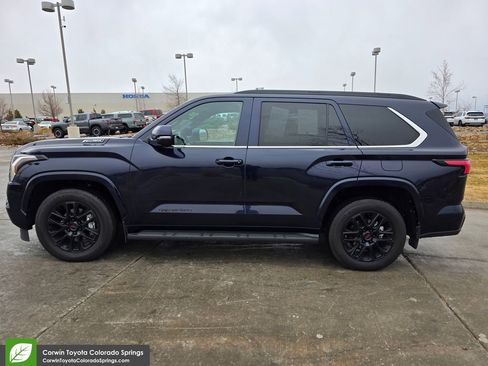 Used 2025 Toyota Sequoia SR5 image 4