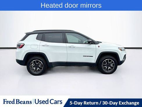 Certified 2026 Jeep Compass Trailhawk AWD/4WD image 11