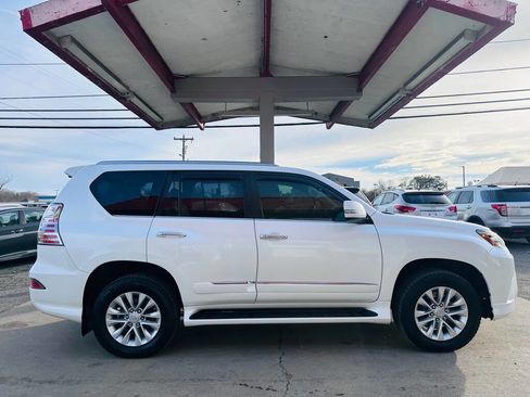 Used 2015 Lexus GX 460 w/ Premium Package image 5