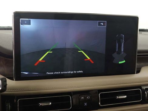 Used 2022 Lincoln Nautilus Reserve w/ Luxury Package image 46