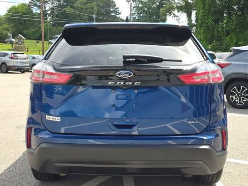 Used 2023 Ford Edge SE AWD/4WD image 4