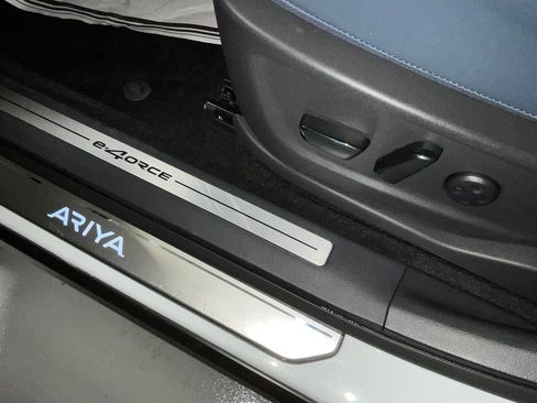 Used 2025 Nissan Ariya Platinum image 27