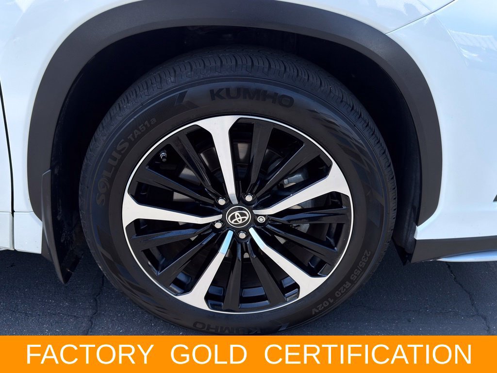 Certified 2021 Toyota Highlander XSE AWD/4WD image 9