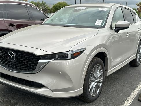 Used 2025 MAZDA CX-5 AWD 2.5 S w/ Premium Plus Pkg image 4