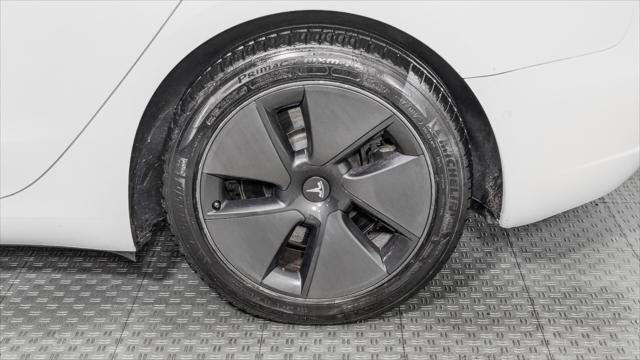 Used 2022 Tesla Model 3 Standard Range RWD image 34