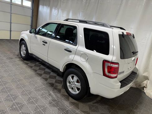 Used 2009 Ford Escape XLT AWD/4WD image 4