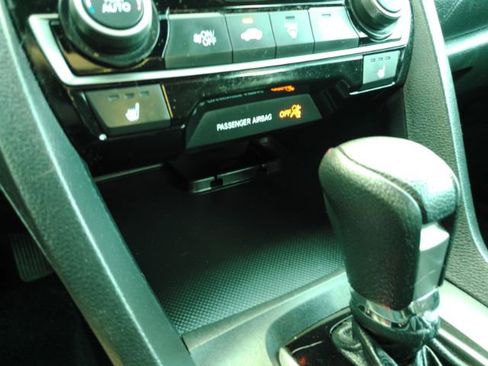 Used 2018 Honda Civic EX image 39