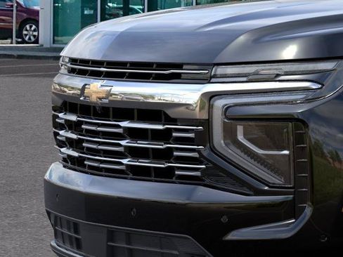 New 2026 Chevrolet Suburban Premier w/ Sun And Tow Package AWD/4WD image 37