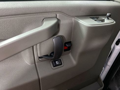 New 2025 GMC Savana 3500 Extended w/ Driver Convenience Package image 13