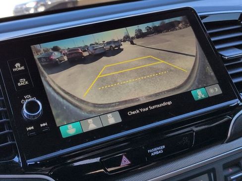 Used 2024 Honda Ridgeline Sport image 24